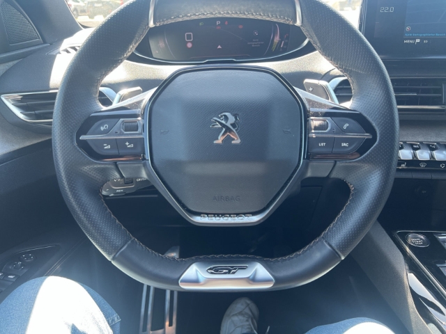 Fahrzeugabbildung Peugeot 3008 Hybrid GT Navi Digitales Cockpit LED ACC 2-Zonen-Klimaautom Fahrerprofil