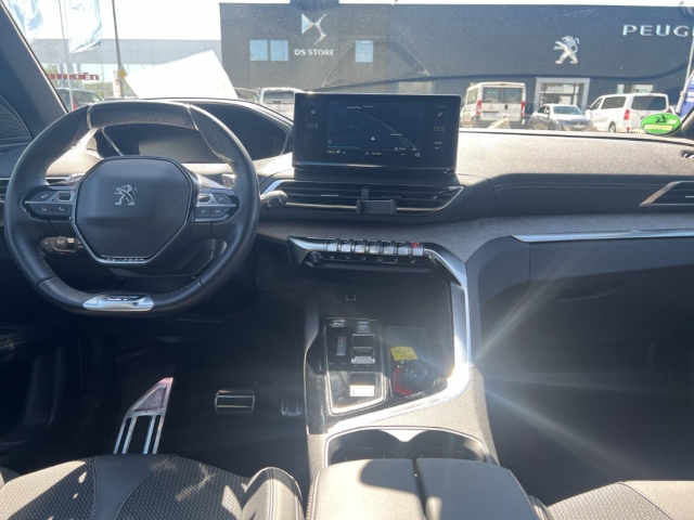 Fahrzeugabbildung Peugeot 3008 Hybrid GT Navi Digitales Cockpit LED ACC 2-Zonen-Klimaautom Fahrerprofil