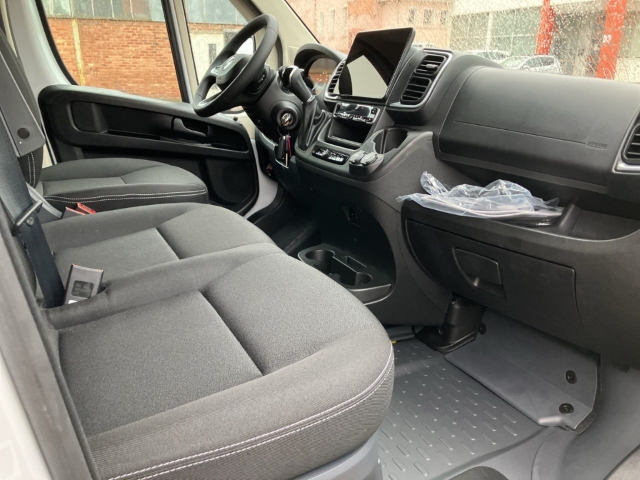 Fahrzeugabbildung Opel Movano Kasten L3H2 3,5t AHK Navi City Plus Visibility Worksite light Cargo Paket