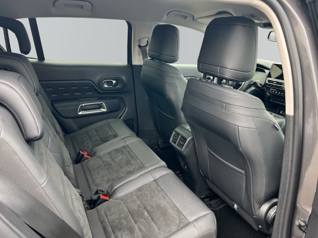 Fahrzeugabbildung Citroen C5 Aircross Navi Digitales Cockpit LED Apple CarPlay Android Auto Mehrzonenklima Musikstreaming