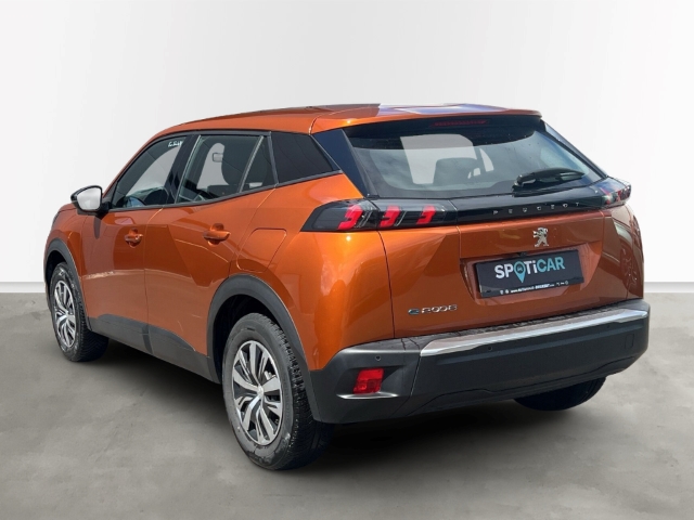 Fahrzeugabbildung Peugeot e-2008 Active Pack LED Klimaautom DAB Keyless Spurhalteass. Verkehrszeichenerk. Rückfahrkam.
