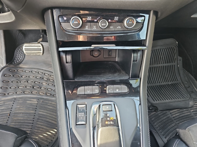 Fahrzeugabbildung Opel Grandland GS Line Plug-in-Hybrid Navi Leder LED ACC Apple CarPlay Android Auto Mehrzonenklima
