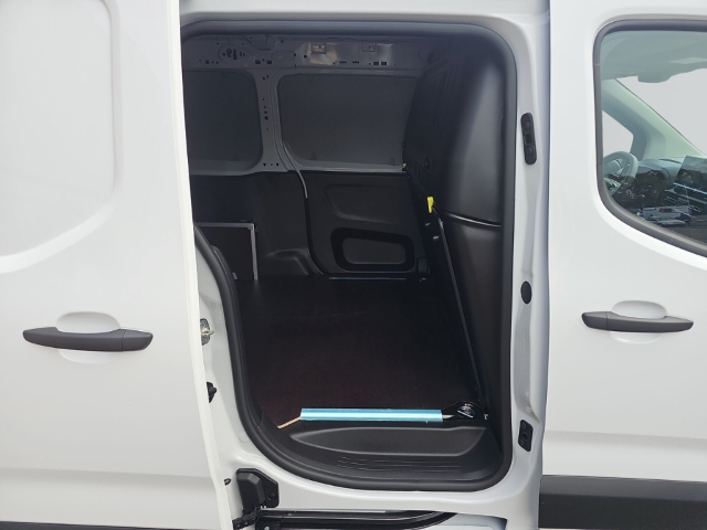 Fahrzeugabbildung Fiat Doblo L2 Heavy, Kawa 1.5 HDI 131 PS MT6, Paket Winter, Magic Cargo , Techno
