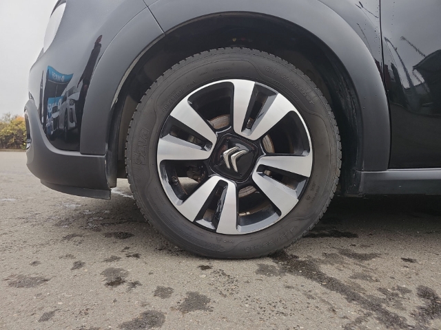 Fahrzeugabbildung Citroen C3 Max 1.2 PureTech 110 Navi LED Apple CarPlay Android Auto Klimaautom Musikstreaming