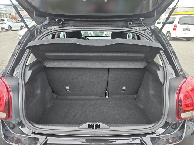 Fahrzeugabbildung Citroen C3 Max 1.2 PureTech 110 Navi LED Apple CarPlay Android Auto Klimaautom Musikstreaming