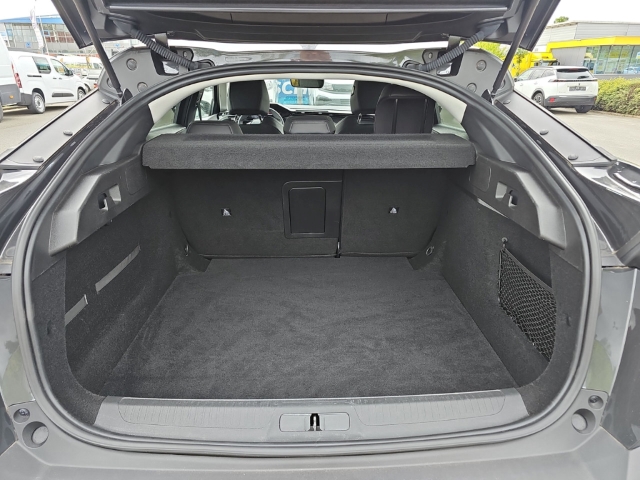 Fahrzeugabbildung Peugeot 408 Allure Pack Navi Digitales Cockpit Memory Sitze 360 Kamera LED ACC Apple CarPlay