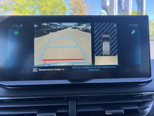 Fahrzeugabbildung Peugeot 3008 Allure Pack Navi Digitales Cockpit LED 2-Zonen-Klimaautom DAB SHZ Keyless Spurhalteass. - mit KI generiert/bearbeitet