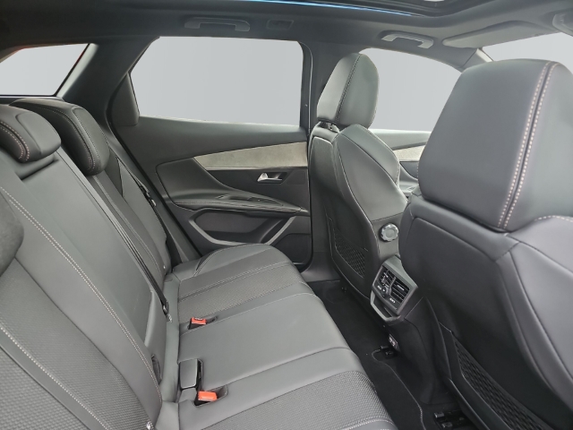 Fahrzeugabbildung Peugeot 3008 GT El. Panodach Navi Digitales Cockpit 360 Kamera LED ACC El. Heckklappe 2-Zonen-Klimaautom
