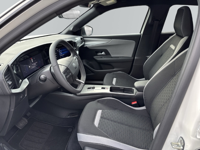 Fahrzeugabbildung Opel Mokka Edition Digitales Cockpit LED Apple CarPlay Android Auto Musikstreaming DAB Ambientebeleuchtung