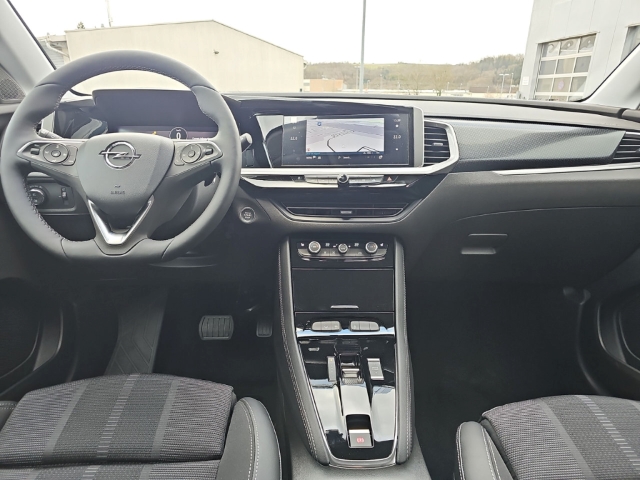 Fahrzeugabbildung Opel Grandland GS 1.2 Turbo Navi digitales Cockpit 360 Kamera LED El. Heckklappe Apple CarPlay
