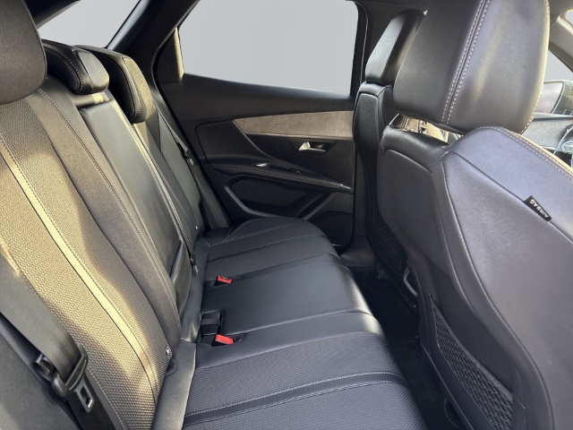 Fahrzeugabbildung Peugeot 3008 GT Navi Digitales Cockpit LED ACC El. Heckklappe 2-Zonen-Klimaautom Fahrerprofil