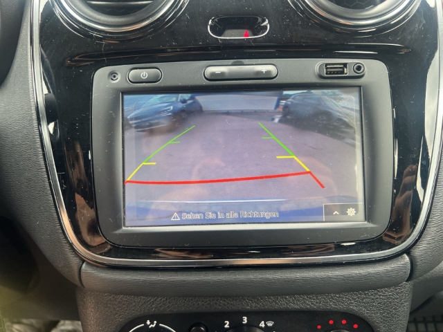Fahrzeugabbildung Dacia Dokker Stepway Plus Navi ACC Apple CarPlay Android Auto Fahrerprofil DAB SHZ Rückfahrkam.