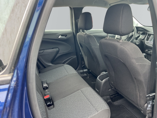 Fahrzeugabbildung Opel Crossland Enjoy LED Apple CarPlay Android Auto Mehrzonenklima DAB Ambientebeleuchtung