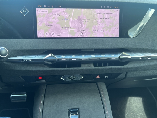 Fahrzeugabbildung DS Automobiles DS4 E-Tense Performance Line + HUD AD Digitales Cockpit Memory Sitze LED El. Heckklappe