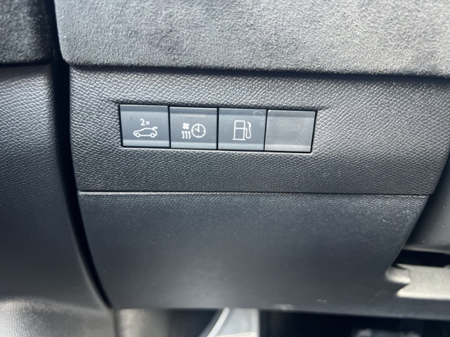 Fahrzeugabbildung DS Automobiles DS4 E-Tense Performance Line + HUD AD Digitales Cockpit Memory Sitze LED El. Heckklappe