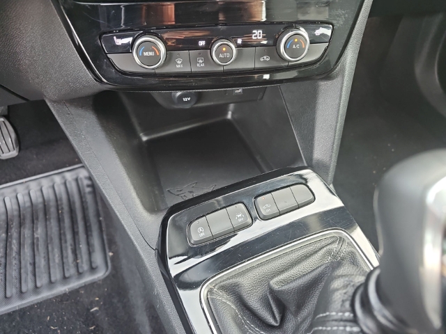 Fahrzeugabbildung Opel Mokka Elegance 1.2 Turbo Digitales Cockpit LED Apple CarPlay Android Auto Musikstreaming