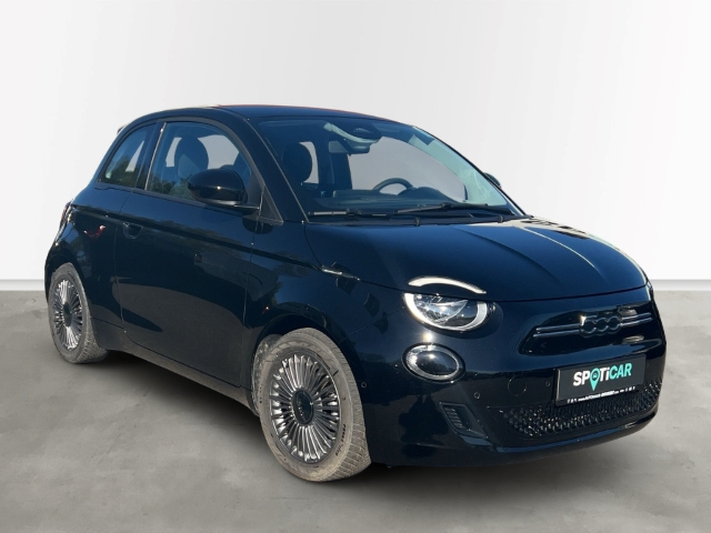 Fahrzeugabbildung Fiat 500e Navi Apple CarPlay Android Auto Klimaautom Fahrerprofil DAB Ambientebeleuchtung