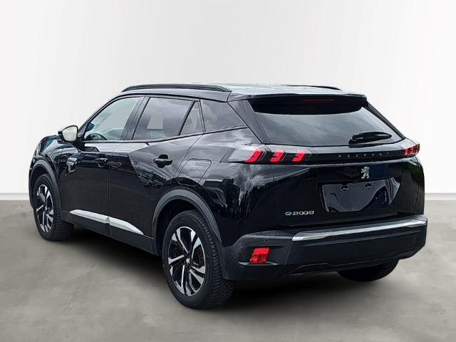 Fahrzeugabbildung Peugeot e-2008 Allure Pack Elektromotor Navi Digitales Cockpit LED Apple CarPlay Android Auto