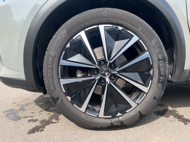 Fahrzeugabbildung DS Automobiles DS7 DS Rivoli Digitales Cockpit Klimasitze LED Klimaautom Ambientebeleuchtung