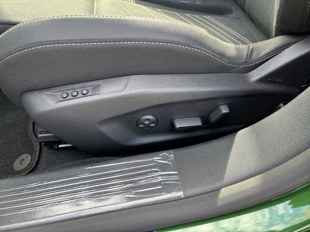 Fahrzeugabbildung Opel Astra Sports Tourer Ultimate HD Matrix LED HUD Navi Kurvenlicht