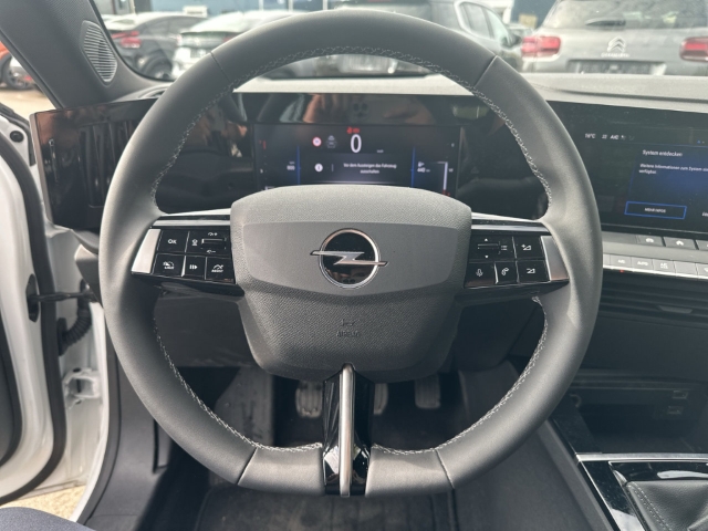 Fahrzeugabbildung Opel Astra L Edition Digitales Cockpit LED Apple CarPlay Android Auto Klimaautom Musikstreaming
