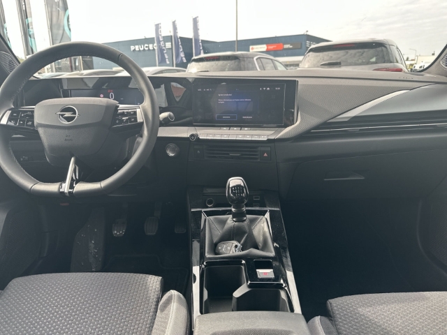 Fahrzeugabbildung Opel Astra L Edition Digitales Cockpit LED Apple CarPlay Android Auto Klimaautom Musikstreaming