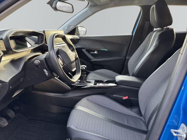 Fahrzeugabbildung Peugeot 2008 Allure Pack Navi Digitales Cockpit LED Apple CarPlay Android Auto Klimaautom