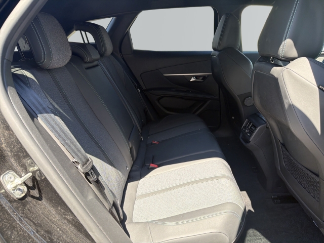 Fahrzeugabbildung Peugeot 3008 Allure Pack Navi Digitales Cockpit LED Apple CarPlay Android Auto 2-Zonen-Klimaautom