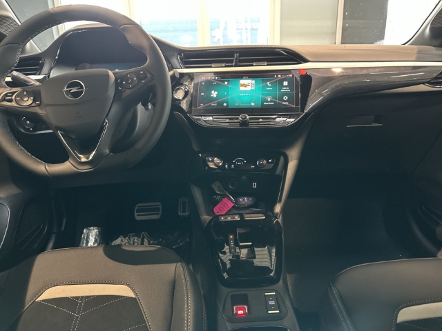 Fahrzeugabbildung Opel Corsa GS Navi LED ACC Apple CarPlay Android Auto Klimaautom Musikstreaming DAB Ambientebeleuchtung