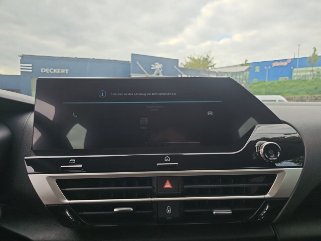 Fahrzeugabbildung Citroen C4 Live Pack 1.2 PureTech DAB Spurhalteass. Verkehrszeichenerk. Notbremsass. Temp