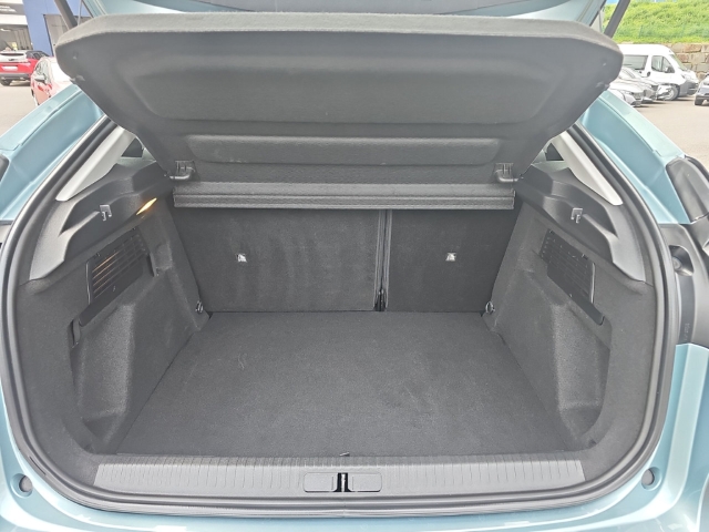 Fahrzeugabbildung Citroen C4 Live Pack 1.2 PureTech DAB Spurhalteass. Verkehrszeichenerk. Notbremsass. Temp