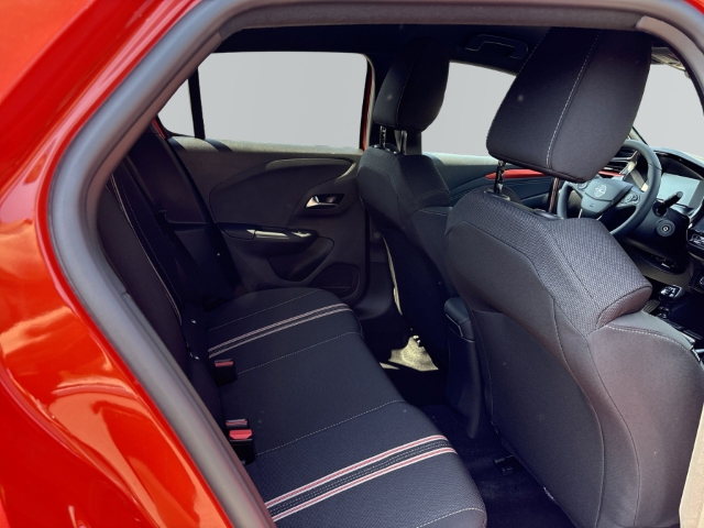 Fahrzeugabbildung Opel Corsa YES Digitales Cockpit LED Apple CarPlay Android Auto Musikstreaming DAB SHZ LenkradHZG