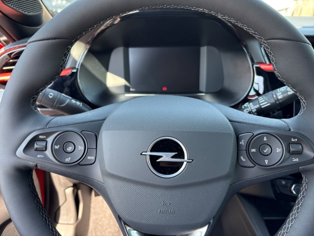 Fahrzeugabbildung Opel Corsa YES Digitales Cockpit LED Apple CarPlay Android Auto Musikstreaming DAB SHZ LenkradHZG