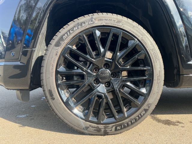 Fahrzeugabbildung Jeep Compass High Altitude 130 PS MHEV, AHK FWD