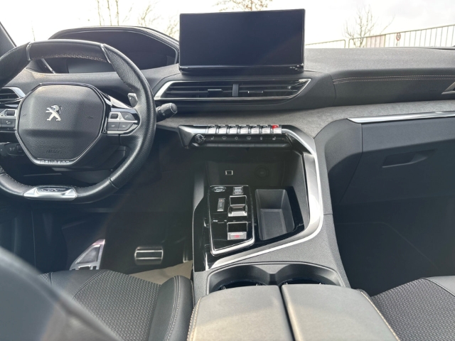 Fahrzeugabbildung Peugeot 3008 GT Navi Digitales Cockpit Soundsystem LED ACC 2-Zonen-Klimaautom Fahrerprofil