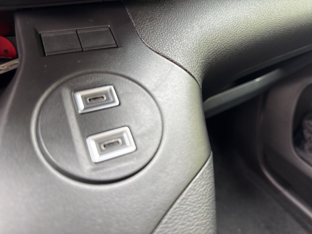 Fahrzeugabbildung Citroen Berlingo Kastenwagen M Hdi 100 - mit KI generiert/bearbeitet