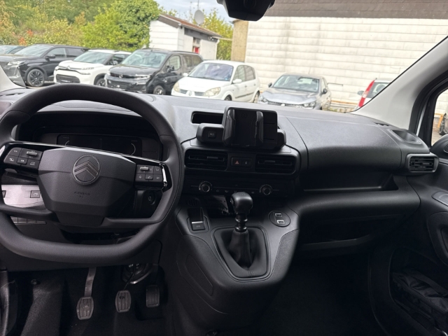 Fahrzeugabbildung Citroen Berlingo Kastenwagen M Hdi 100 - mit KI generiert/bearbeitet