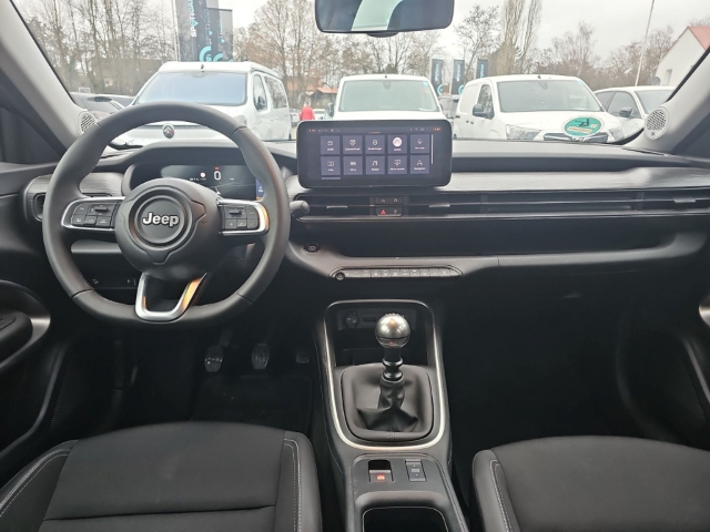 Fahrzeugabbildung Jeep Avenger Altitude 1.2 100 PS JBL Navi RFK LED El. Heckklappe Apple CarPlay Android Auto Klimaautom