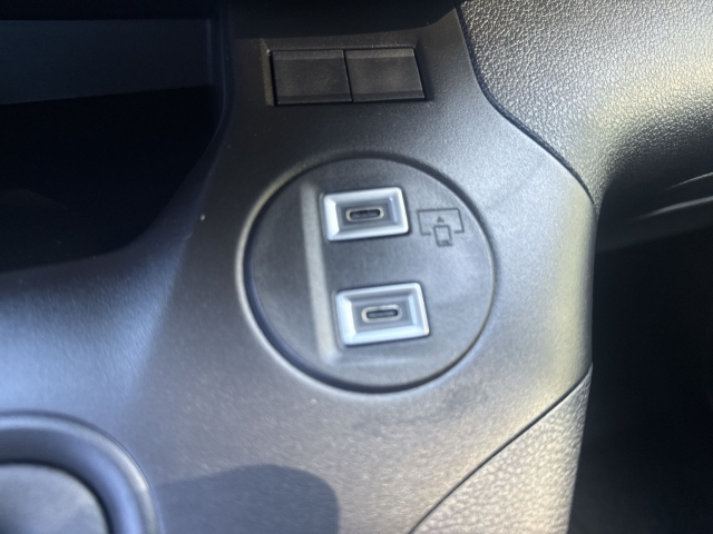 Fahrzeugabbildung Citroen Berlingo Kasten XL Hdi 100 - mit KI generiert/bearbeitet