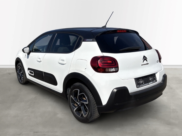 Fahrzeugabbildung Citroen C3 Aircross Shine Navi Apple CarPlay Android Auto DAB Parklenkass. Totwinkelassistent - mit KI generiert/bearbeitet
