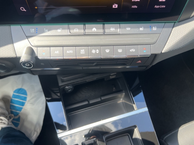 Fahrzeugabbildung Opel Astra L Ultimate HUD El. Panodach Navi Digitales Cockpit 360 Kamera LED Blendfreies Fernl.