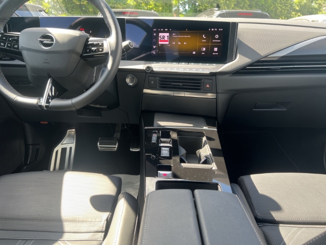 Fahrzeugabbildung Opel Astra L Ultimate HUD El. Panodach Navi Digitales Cockpit 360 Kamera LED Blendfreies Fernl.