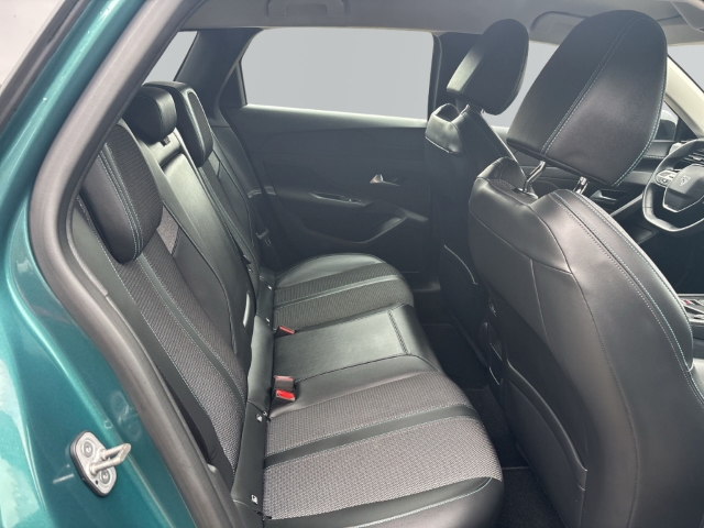 Fahrzeugabbildung Peugeot 308 SW Active Pack 1.2 PureTech Navi Memory Sitze LED 2-Zonen-Klimaautom DAB