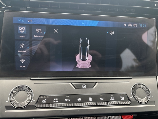 Fahrzeugabbildung Peugeot 308 SW Active Pack 1.2 PureTech Navi Memory Sitze LED 2-Zonen-Klimaautom DAB