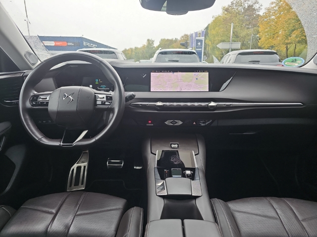 Fahrzeugabbildung DS Automobiles DS4 E-Tense La Premiere PHEV HUD Digitales Cockpit Memory Sitze Soundsystem