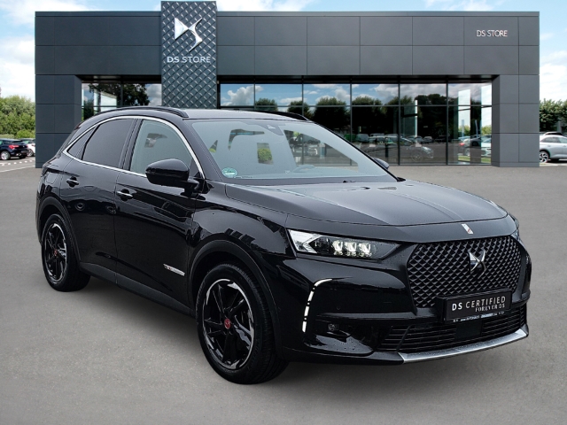 Fahrzeugabbildung DS Automobiles DS7 Crossback E-Tense 4x4 Performance Line Hybrid EU6d Navi Nachtsichtass. 360 Kamera - mit KI generiert/bearbeitet