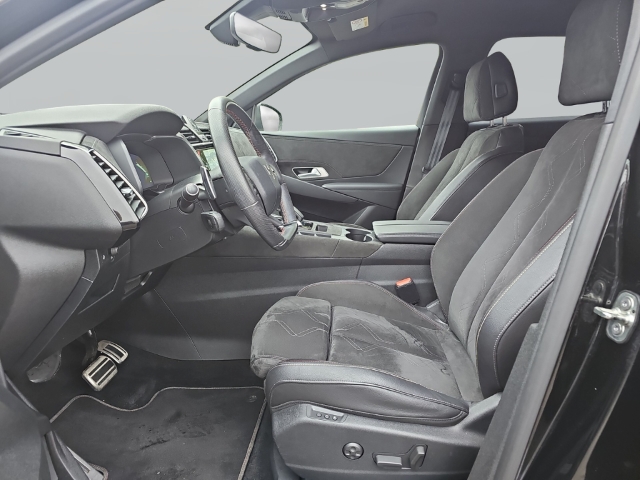 Fahrzeugabbildung DS Automobiles DS7 Crossback E-Tense 4x4 Performance Line Hybrid EU6d Navi Nachtsichtass. 360 Kamera - mit KI generiert/bearbeitet