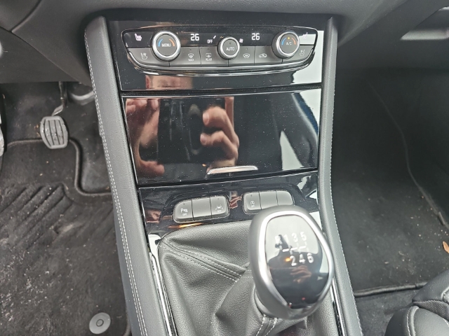 Fahrzeugabbildung Opel Grandland Ultimate Navi 360 Kamera Klimasitze LED Blendfreies Fernl. Kurvenlicht El. Heckklappe