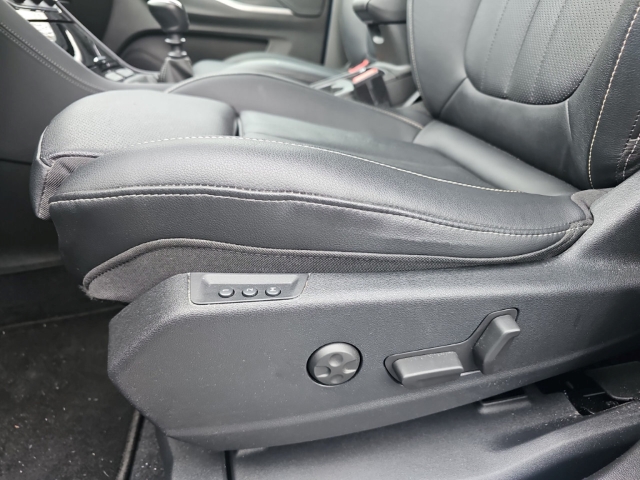 Fahrzeugabbildung Opel Grandland Ultimate Navi 360 Kamera Klimasitze LED Blendfreies Fernl. Kurvenlicht El. Heckklappe