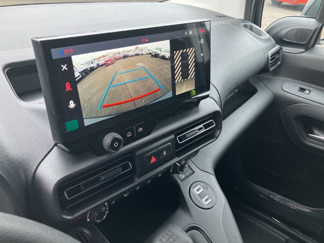 Fahrzeugabbildung Fiat Doblo KAWA L1 1.5 BlueHDi 75 kW , 100PS Schalter, Magic Cargo, Techno